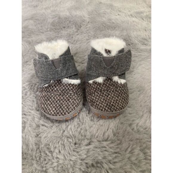 Toms grey faux fur lined moccasin booties - Picture 1 of 5